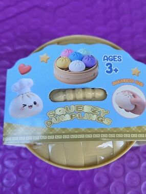 Mini Dumplings Squishy Toy